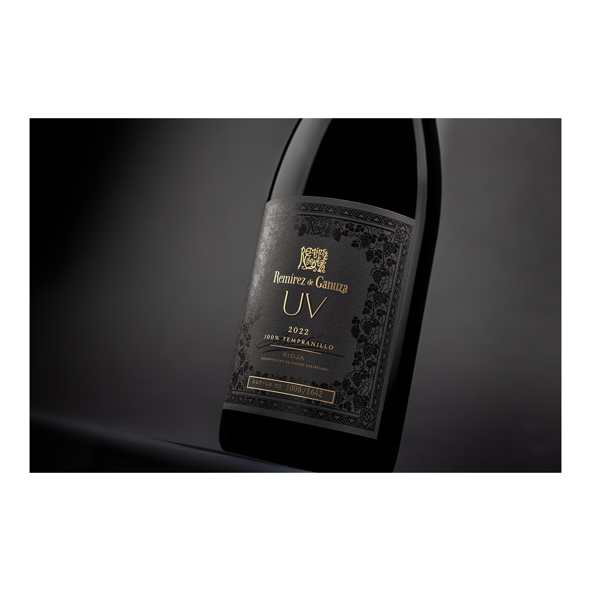 Vino tinto UV Reserva Tempranillo 2022 Rioja 2