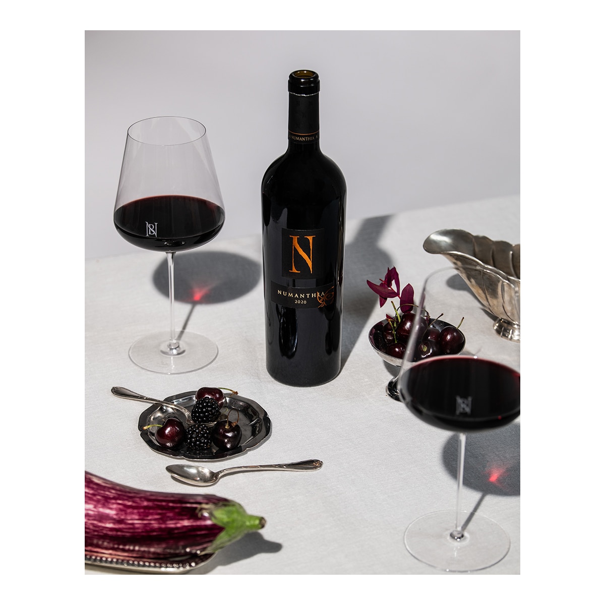 Estuche vino tinto Numanthia Tempranillo 2018, 2019, 2020 Toro 4