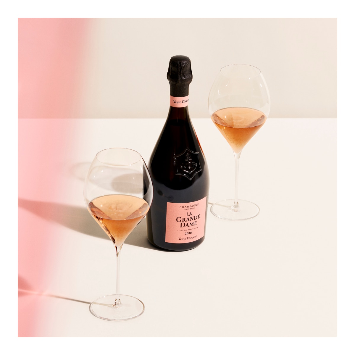 Imagen 3 de Estuche de champagne Rosé La Grande Dame Rosé 2018 Veuve Clicquot