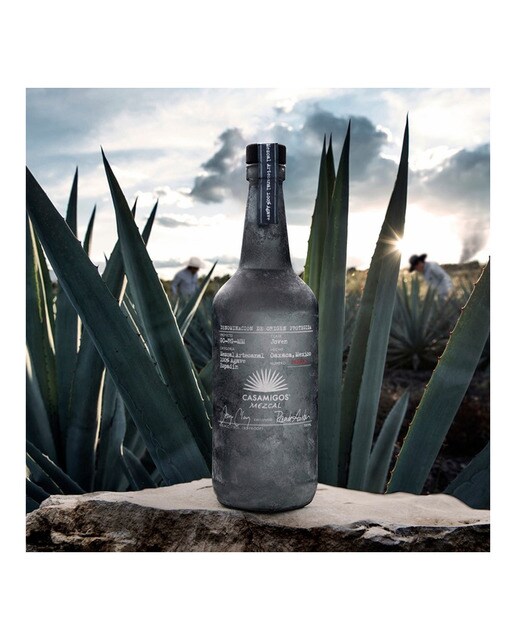 Mezcal joven 100% agave espadín Casamigos 2