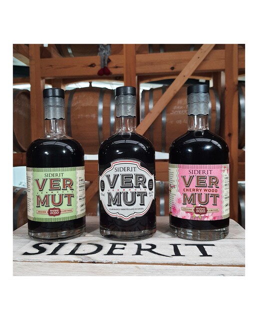 Imagen 2 de Estuche vermut rojo Clásico, vermut rojo Reserva y vermut rojo Cherry WoodSiderit