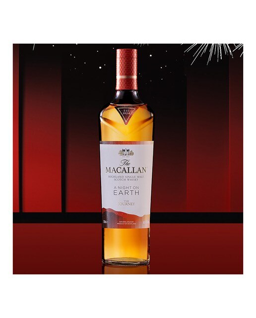 Estuche whisky escocés The Macallan ''A Night on Earth'' single malt 2