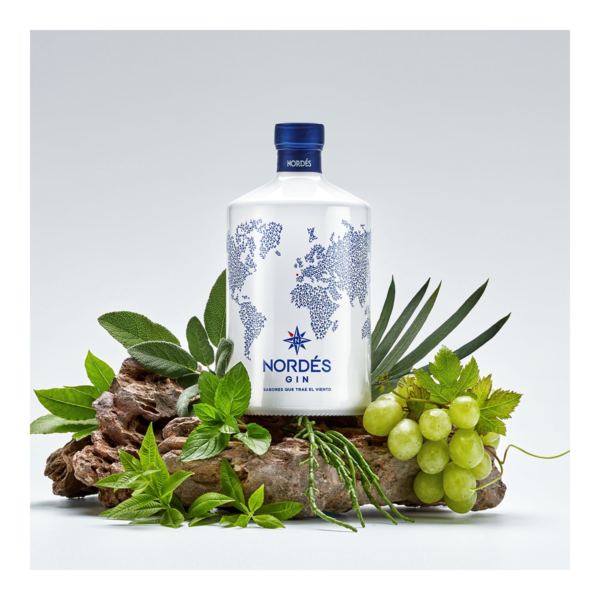 Ginebra gallega con 2 posavasos de cerámica Nordés 6