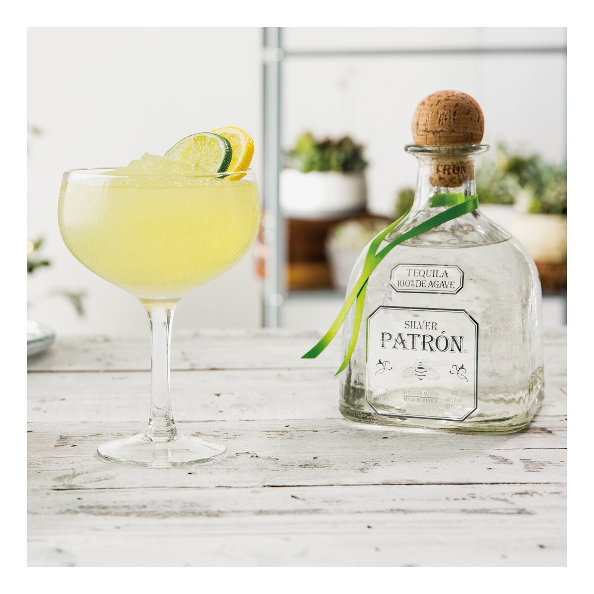 Estuche tequila Silver 100% de agave Patrón 4