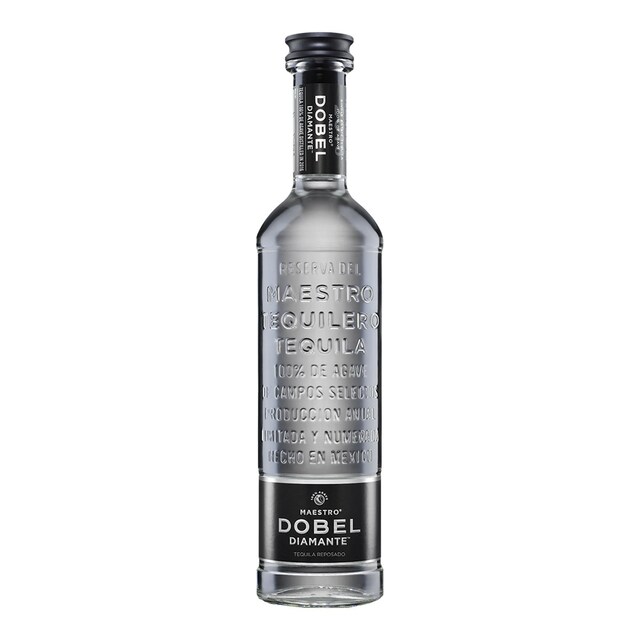 MAESTRO DOBEL Diamante tequila reposado 100% agave azul botella 70 cl