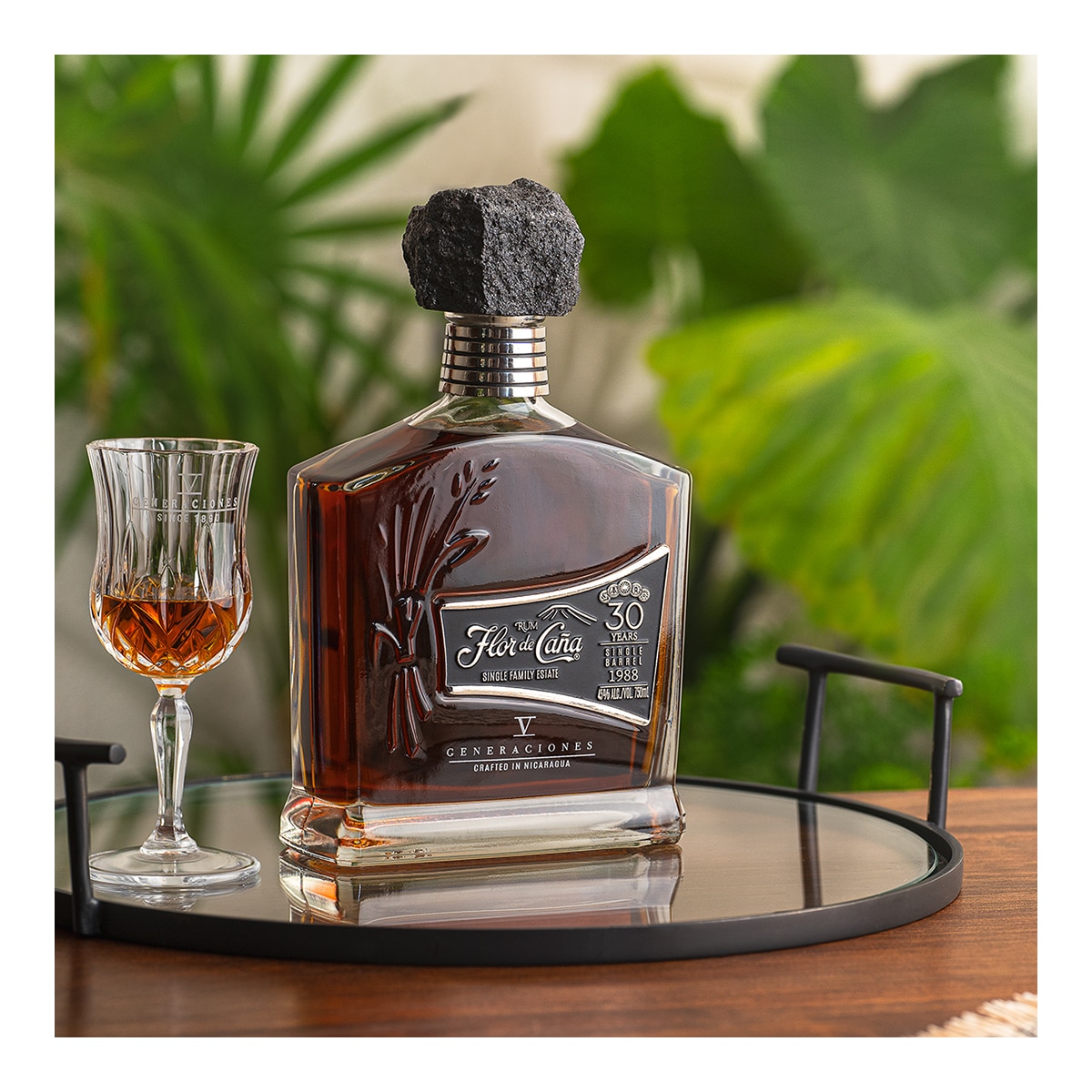 Estuche Ron Flor de Caña 30 años V Generaciones 6