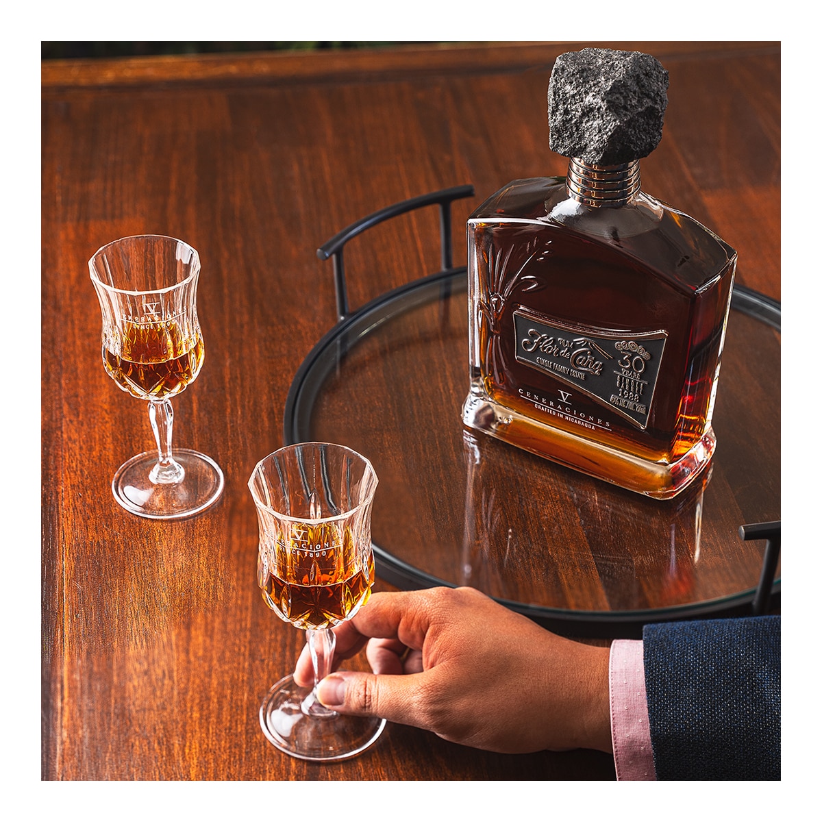 Estuche Ron Flor de Caña 30 años V Generaciones 8