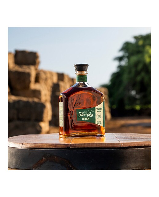 Estuche ron Flor de Caña Terra 5