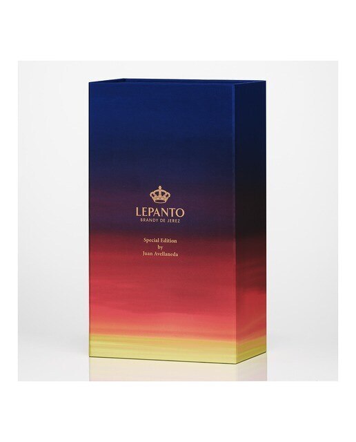 Estuche brandy Lepanto Solera Gran Reserva 12 años con gemelos de plata by Juan Avellaneda 4