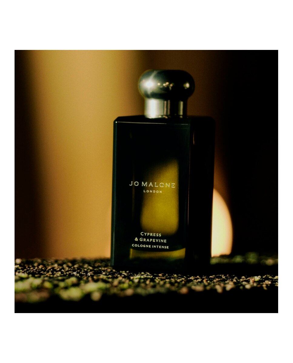 Eau de Cologne Intense Cypress & Grapevine Jo Malone London · Jo