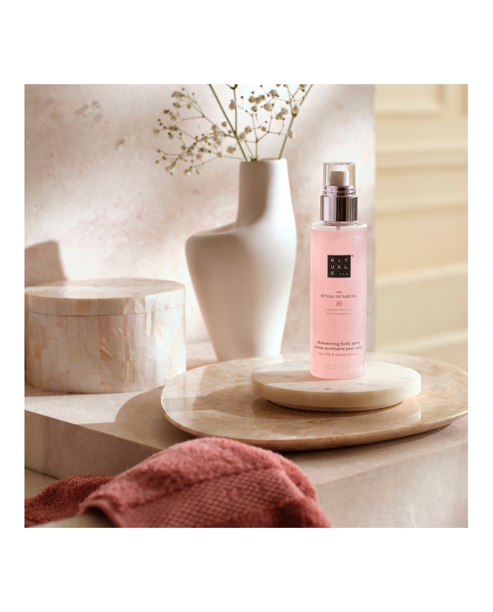 Iluminador The Ritual of Sakura Shimmering Body Spray 150 ml Rituals 4