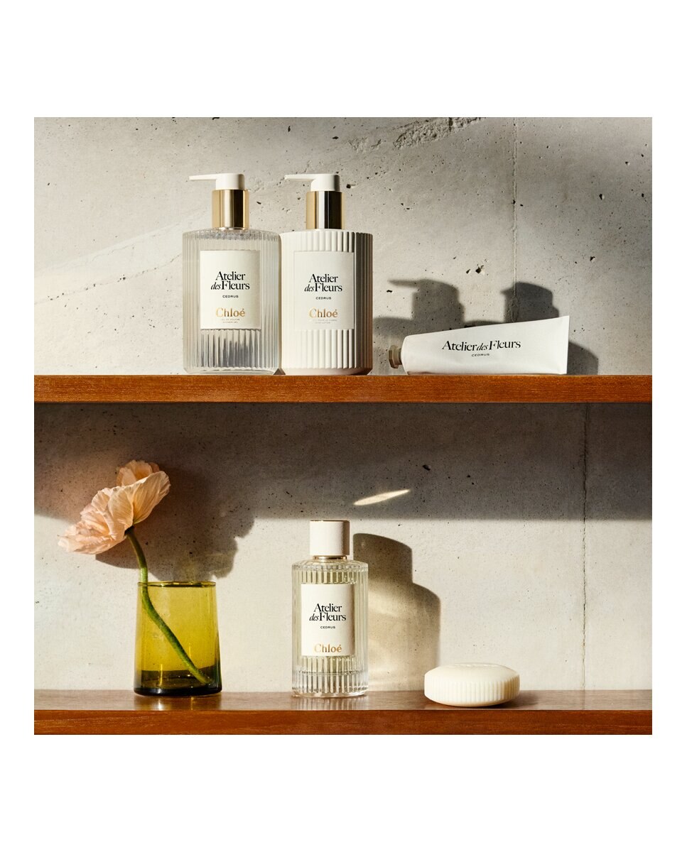 Imagen 5 de Loción Corporal Chloé Atelier des Fleurs Santalum Perfumed 300 ml Chloé - 300 ml
