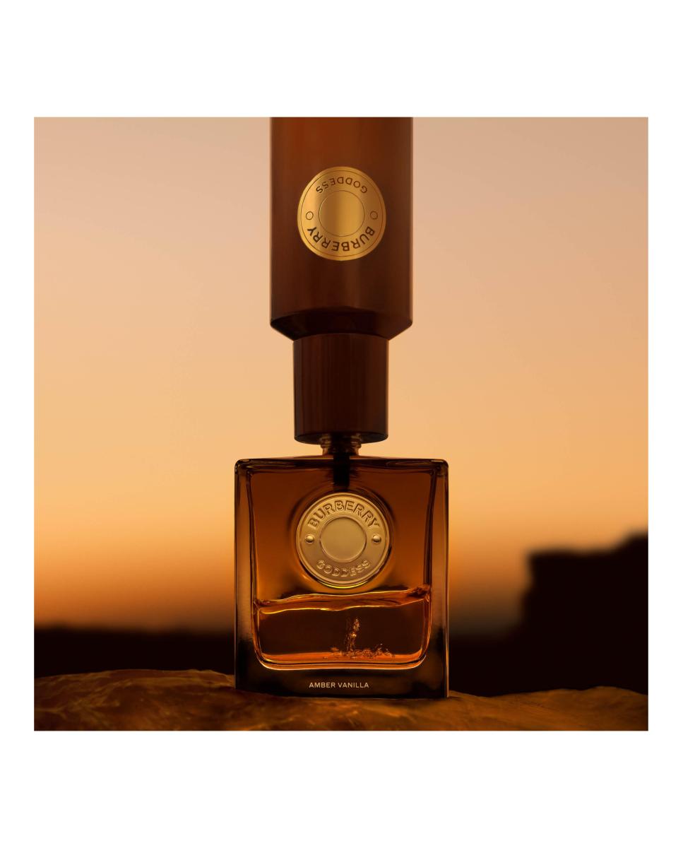 Eau de Parfum Intense Goddess Amber Vanilla Burberry - 30 ml 4