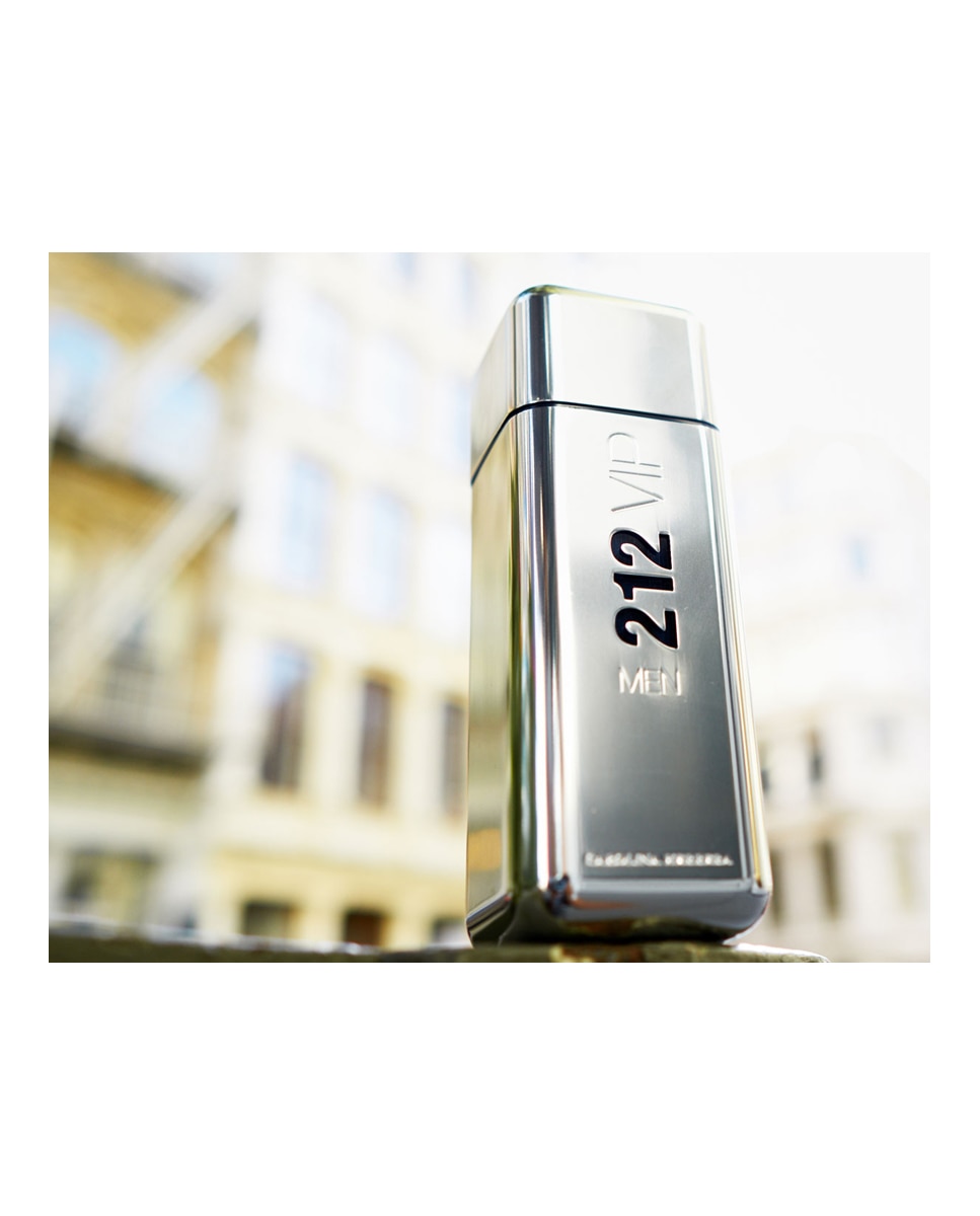Eau de Toilette 212 VIP Men Carolina Herrera - 50 ml 8