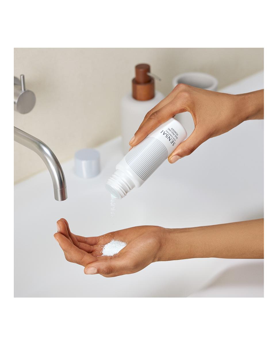 Exfoliante Silky Purifying Silk Peeling Powder Sensai - 40 g 4