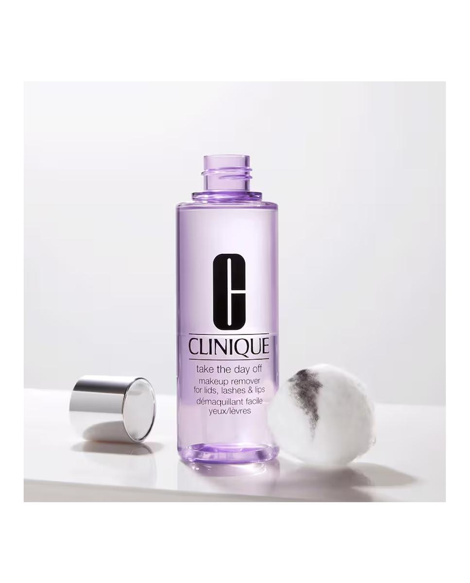 Take The Day Off Desmaquillante para Párpados, Pestañas y Labios - 125 ml 2