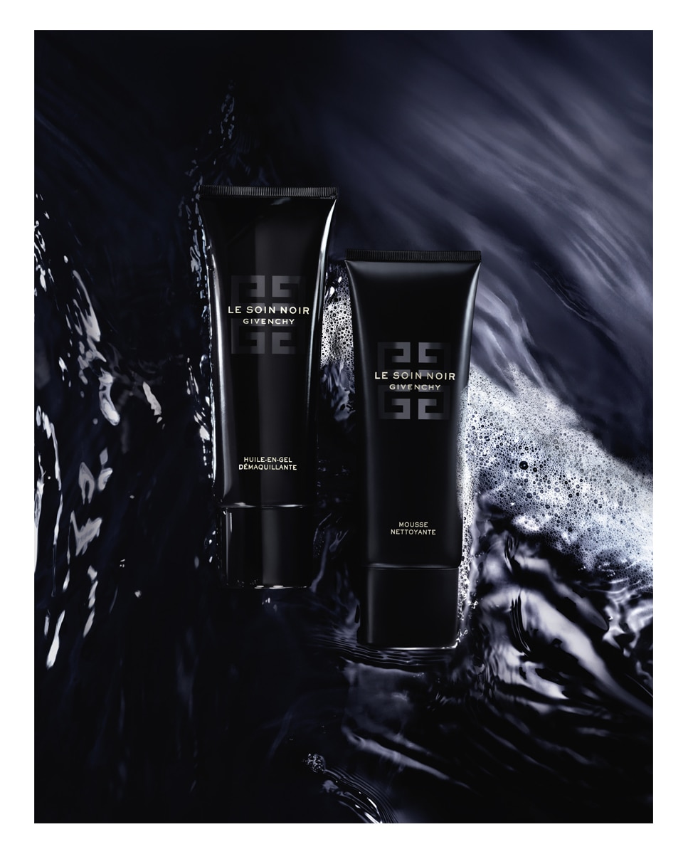 Aceite Desmaquillante en gel Le Soin Noir Givenchy 125 ml · El