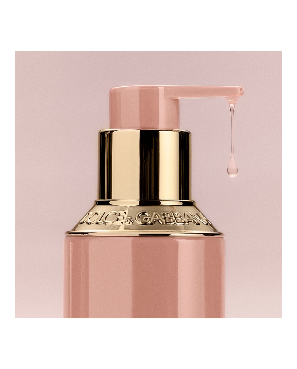 Limpiador hidratante Glow-Refresh Basil de Dolce&Gabbana 4