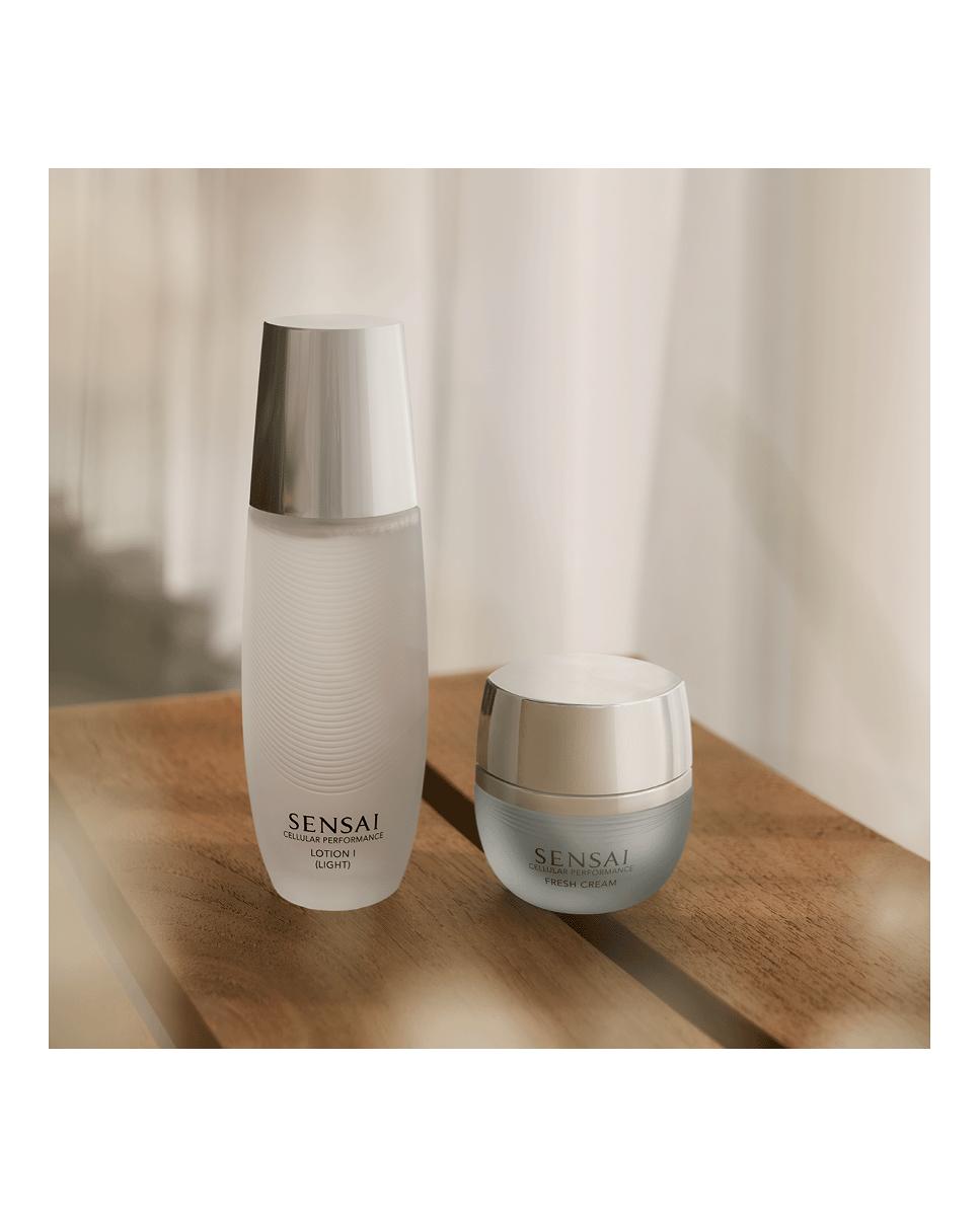 Loción hidratante I Light Cellular Performance Sensai 125 ml 5