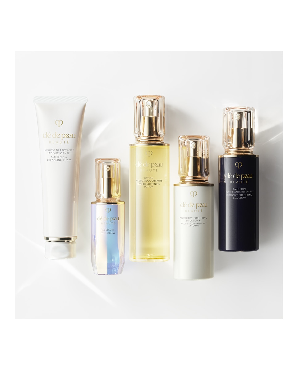 Limpiador facial Clarifying Cleansing Foam N Clé de Peau Beauté - 125 ml 6