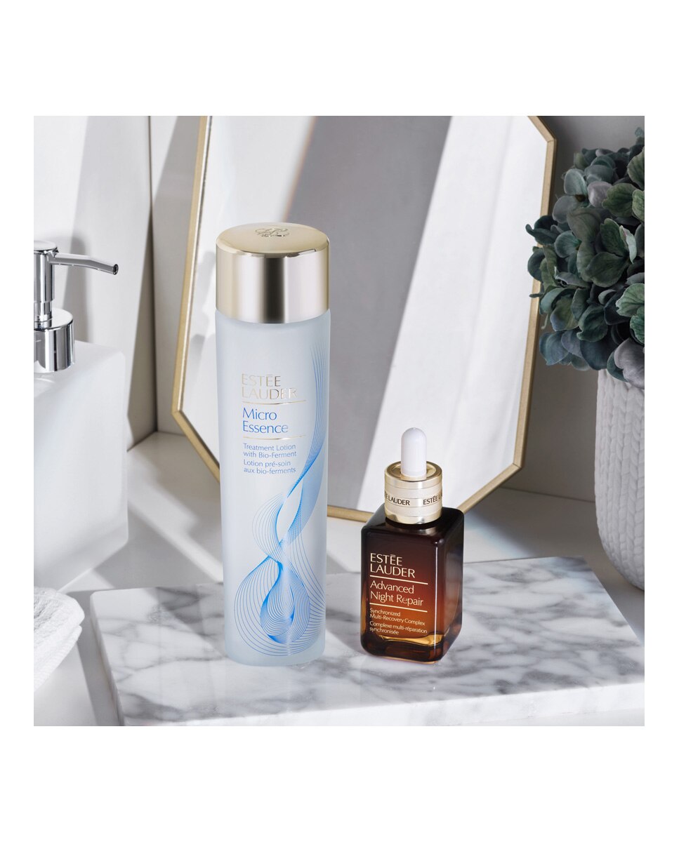 Tónico Micro Essence Treatment Lotion with Bio-Ferment Estée