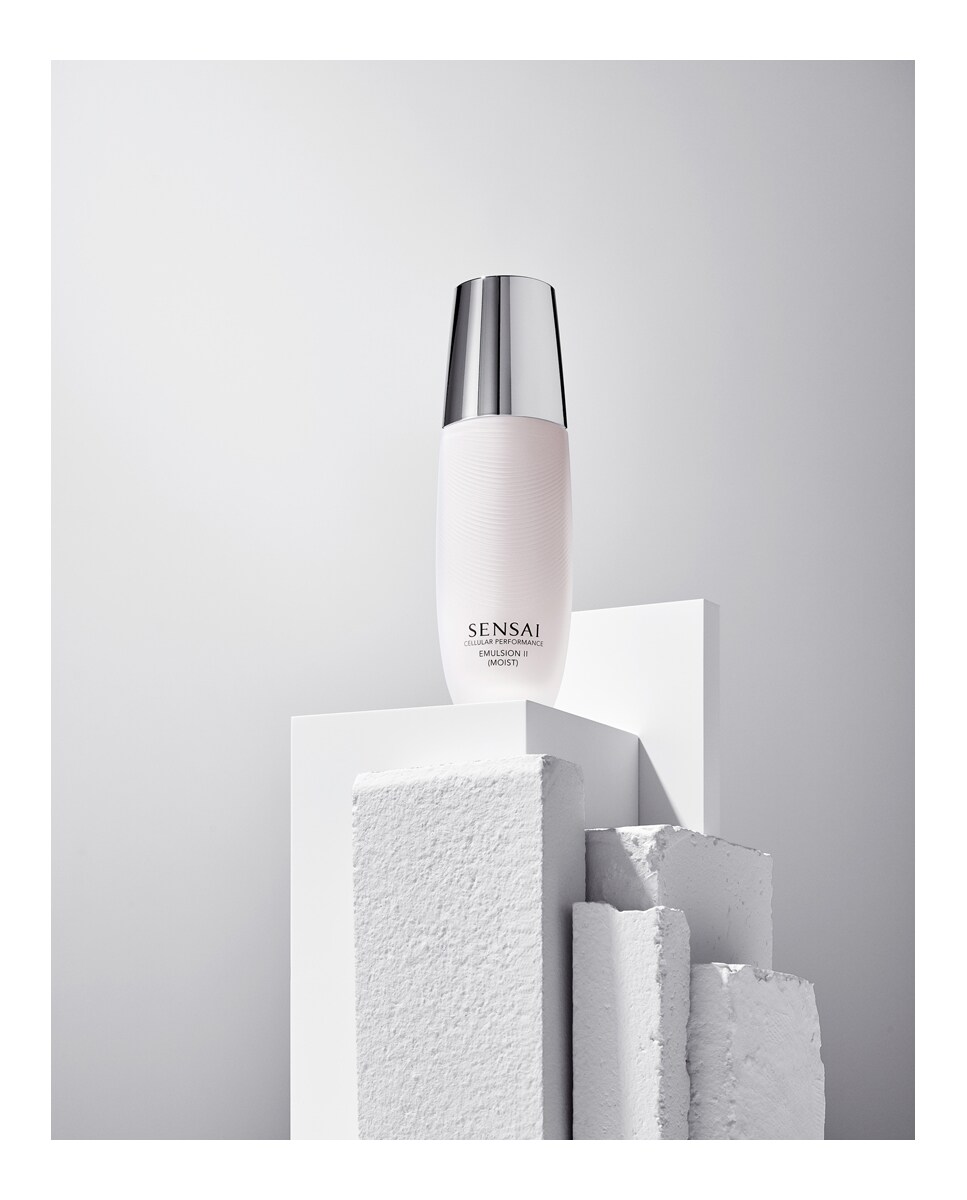 Emulsión hidratante Cellular Performance II Moist Sensai 2