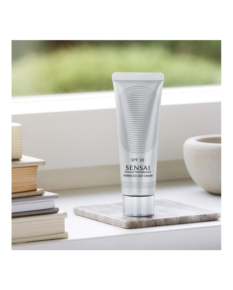 Imagen 5 de Crema de día Advanced Day Cream SPF30 Cellular Performance 50 ml Sensai - 50 ml