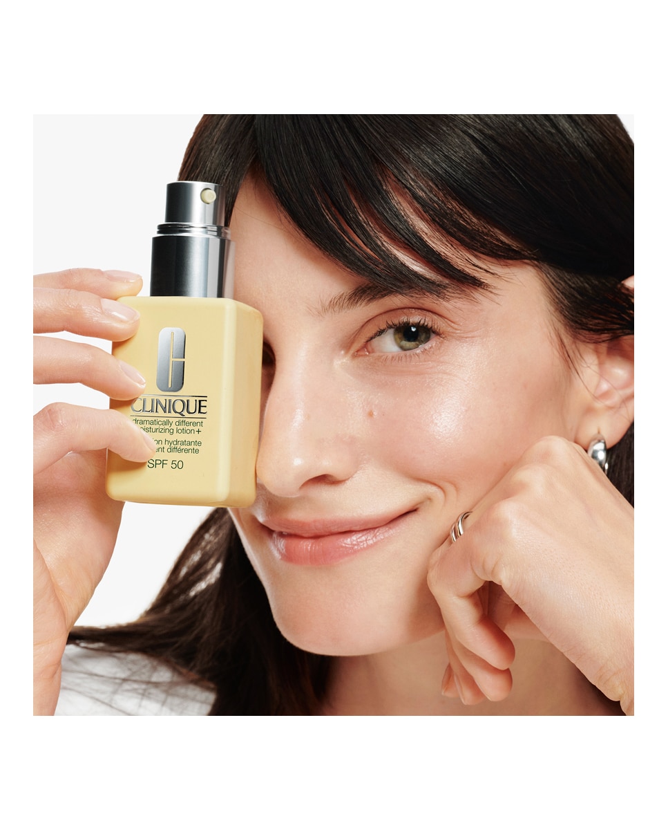 Loción Corporal Hidratante Dramatically Different Moisturizing Lotion SPF50 Clinique - 50 ml 8