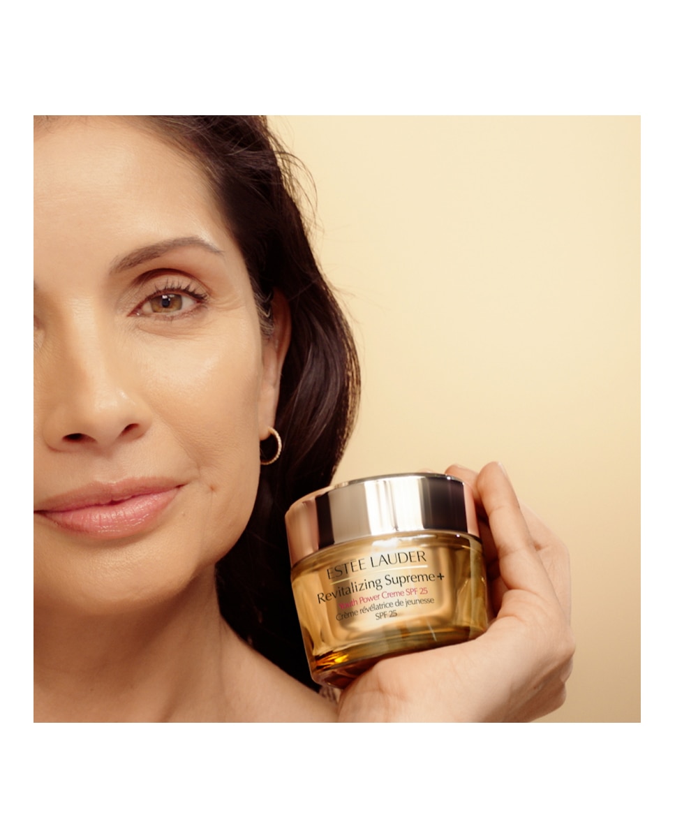 Crema Efecto Lifting Revitalizing Supreme+ Youth Power SPF 25 - 50 ml 5