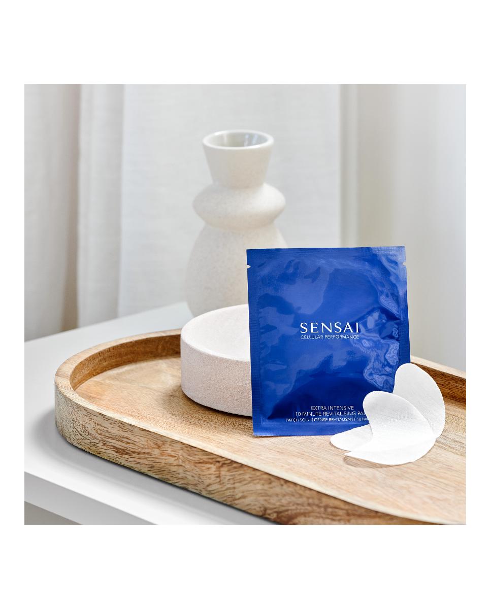 Parches Contorno de Ojos y Labios Cellular Performance Extra Intensive 10 Minute Revitalising Pads Sensai 3