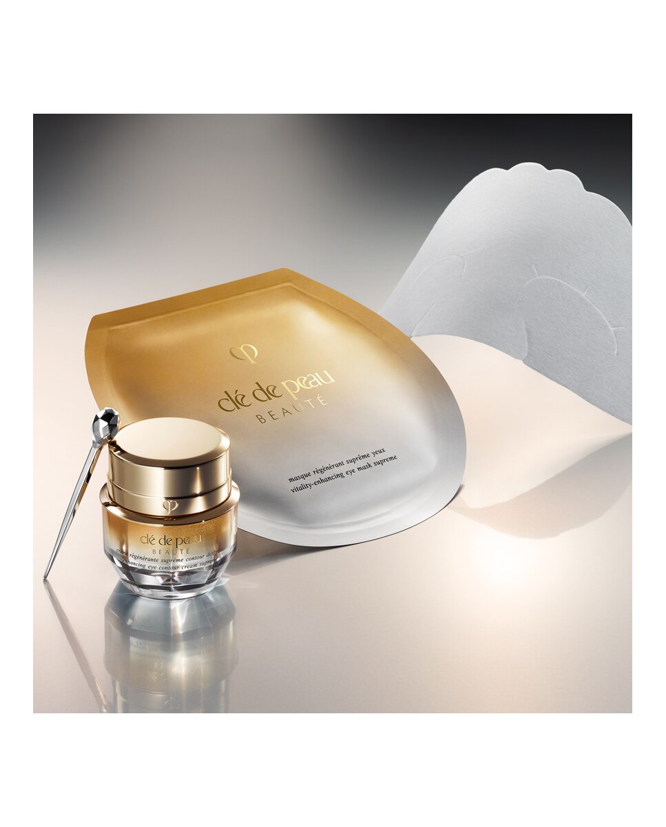 Contorno de ojos Vitality-Enhancing Eye Mask Supreme Clé de Peau Beauté 4