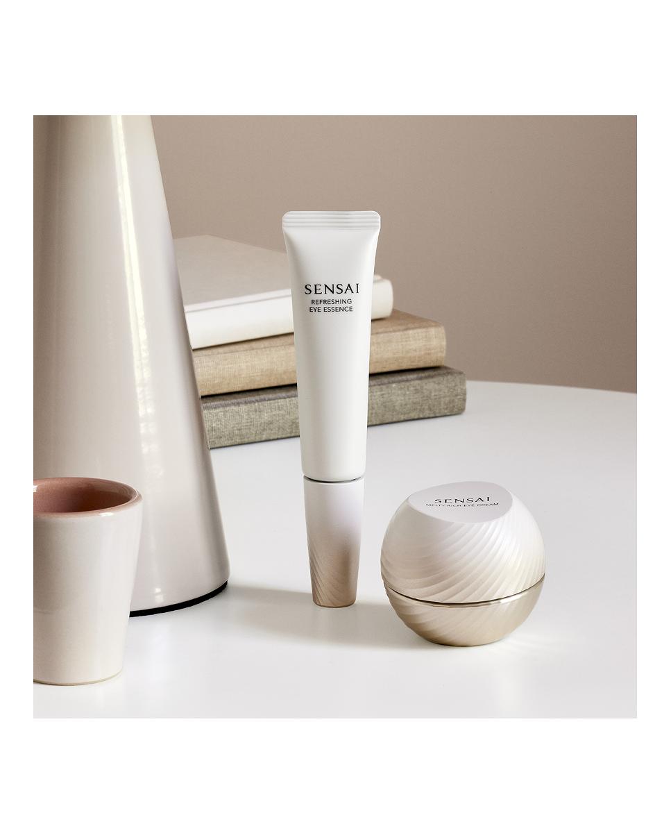 Contorno de ojos Total Eye Treatment Expert Items Sensai · El
