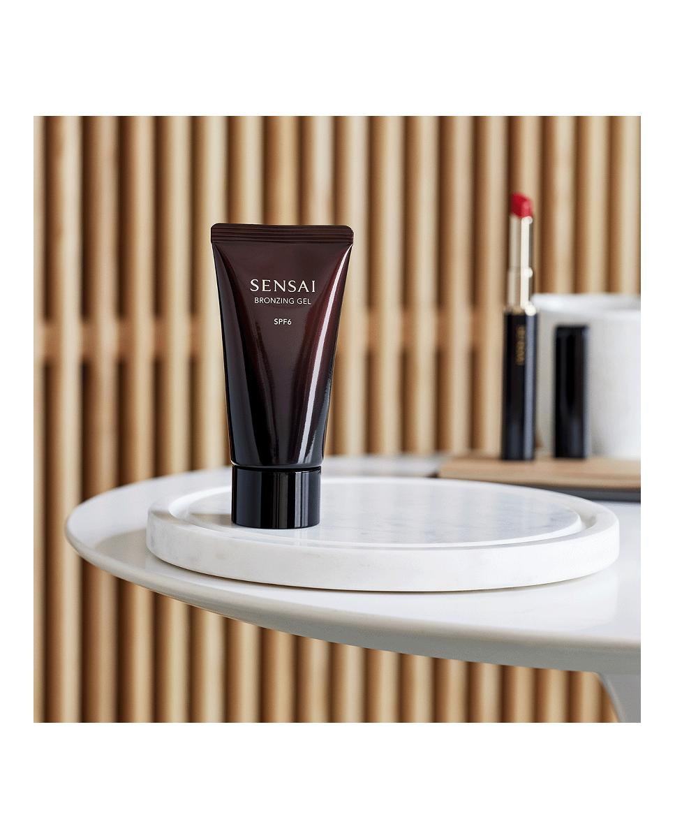 Base de maquillaje Bronzing Gel Foundation Sensai - 62 Amber Bronze 50 ml 62 Amber Bronze-4