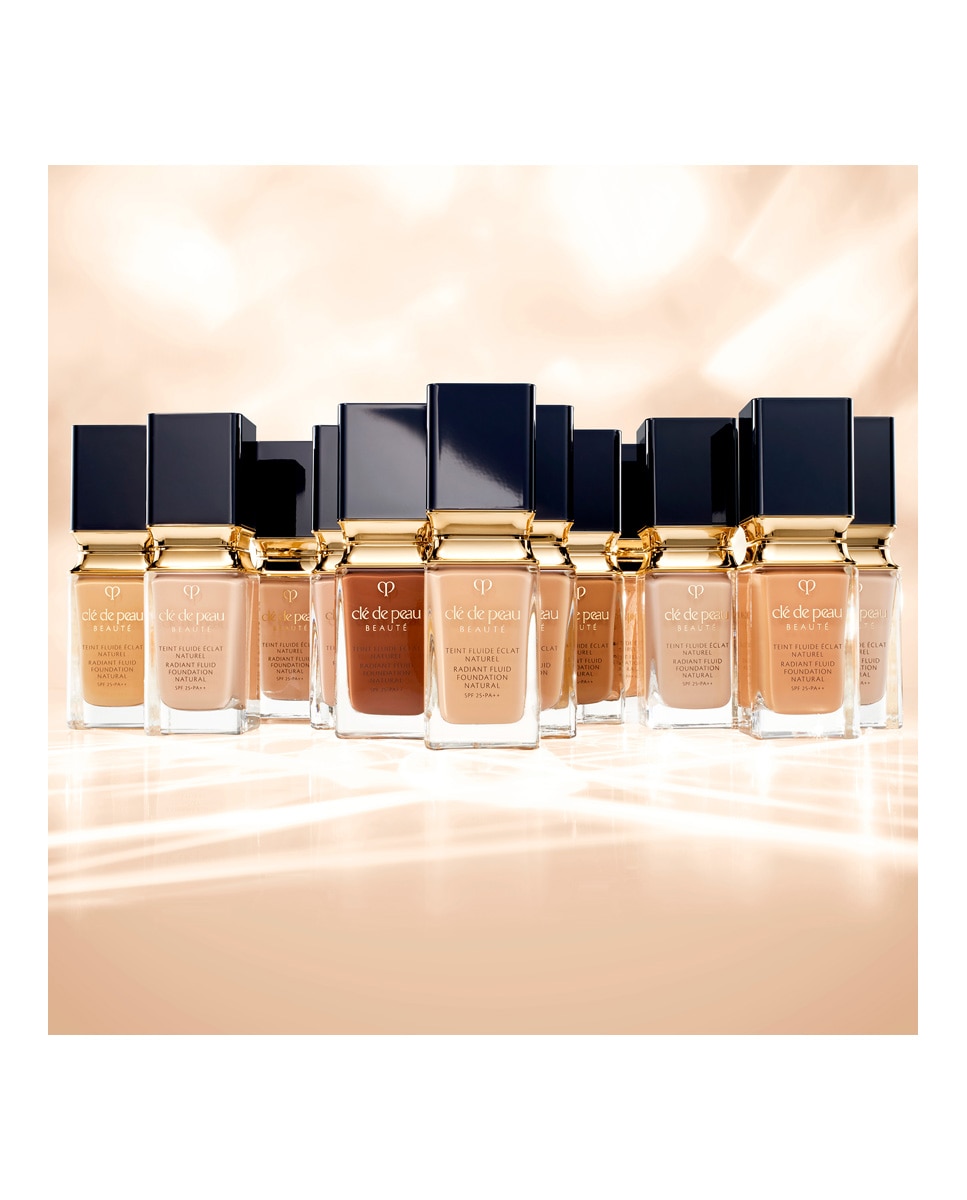 Base de Maquillaje Radiant Fluid Natural Clé de Peau Beauté - B30 35 ml B30-4
