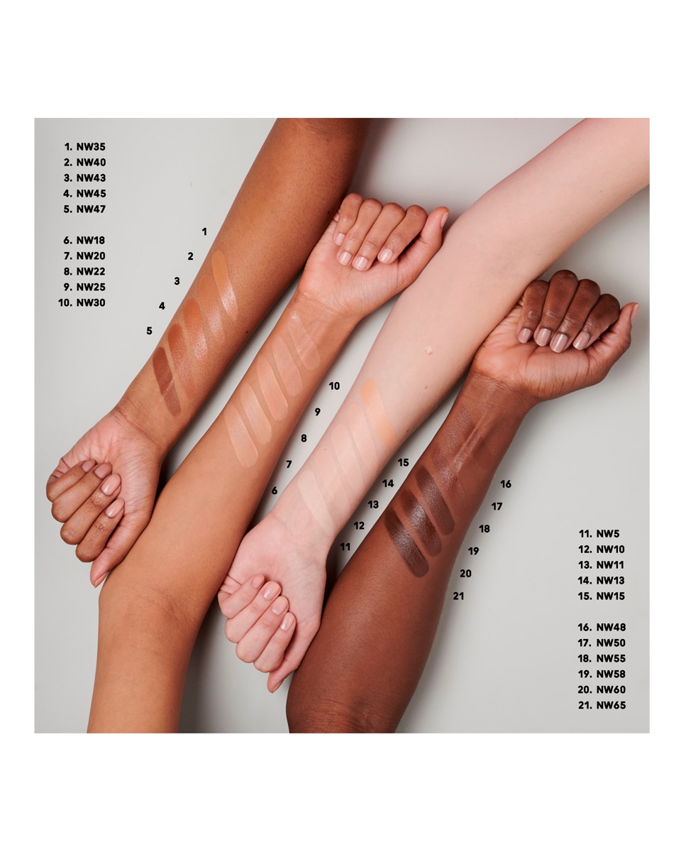 Base de maquillaje Studio Radiance Serum Powered Foundation M.A.C - C4 C4-2