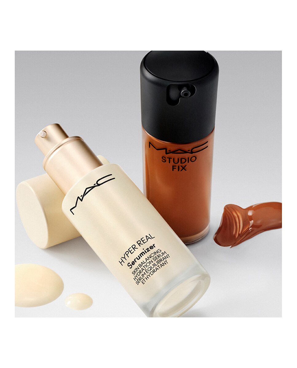 Studio Fix Fluid SPF 15 24HR Matte Foundation + Oil Control Base de Maquillaje - NW10 30 ml NW10-7