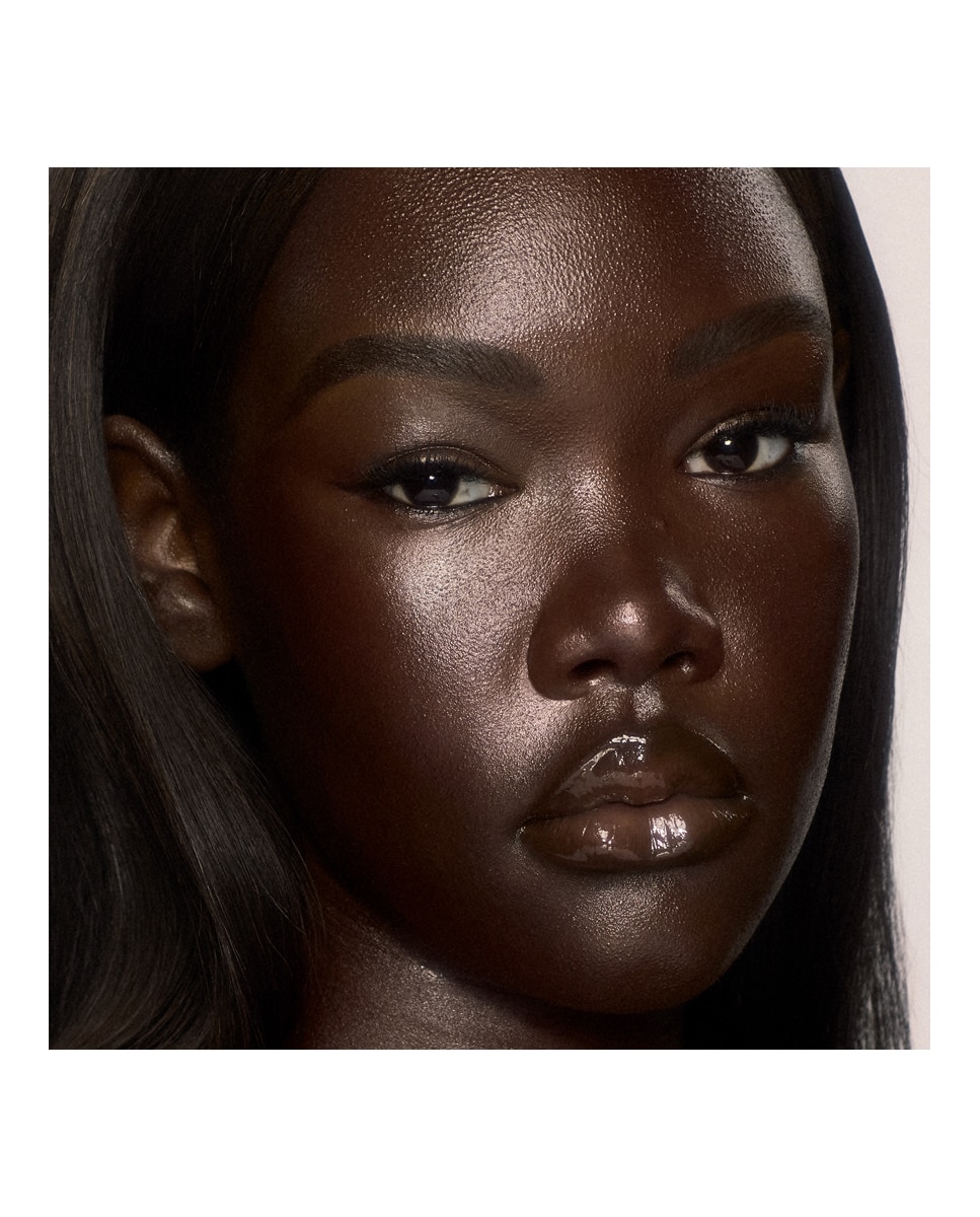 Base de maquillaje Unreal Skin Sheer Glow Tint-Hydrating Charlotte Tilbury - 17 DEEP 8 g 17 DEEP-5