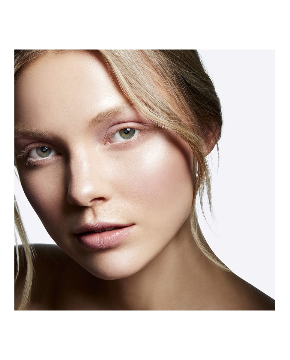 Polvos Compactos Mineralize Skinfinish M.A.C - Soft & Gentle 10 g Soft & Gentle-5