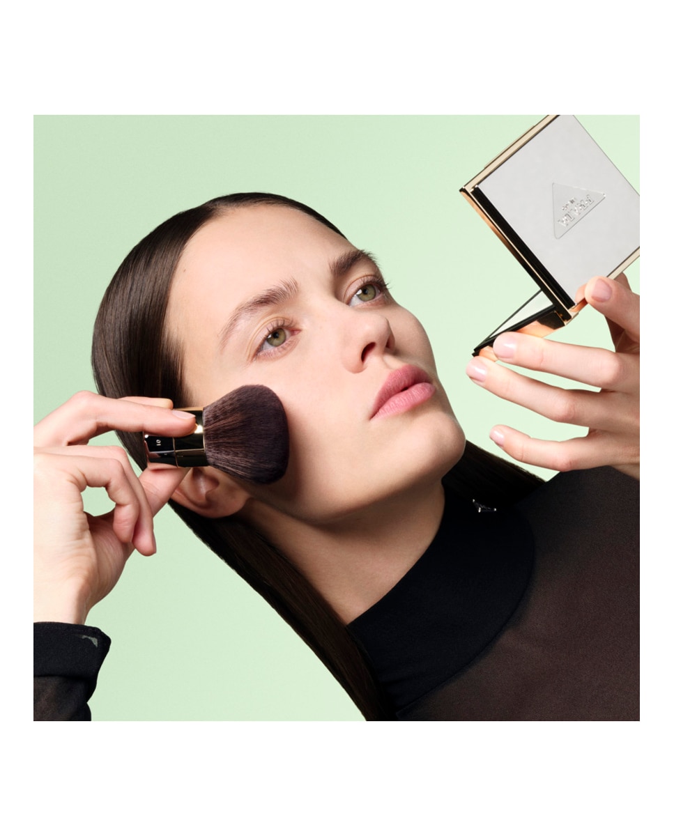 Polvo Fijador Reset Rebalancing Setting Powder Prada - 6,8 gr 6