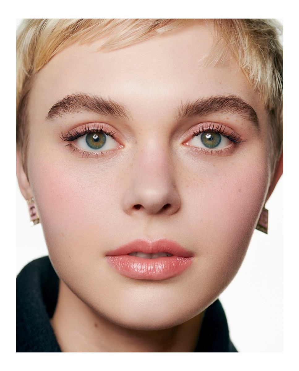 LES SIGNES DE CHANEL COLORETE ILUMINADOR EN POLVO ROSE LUMIÈRE 14