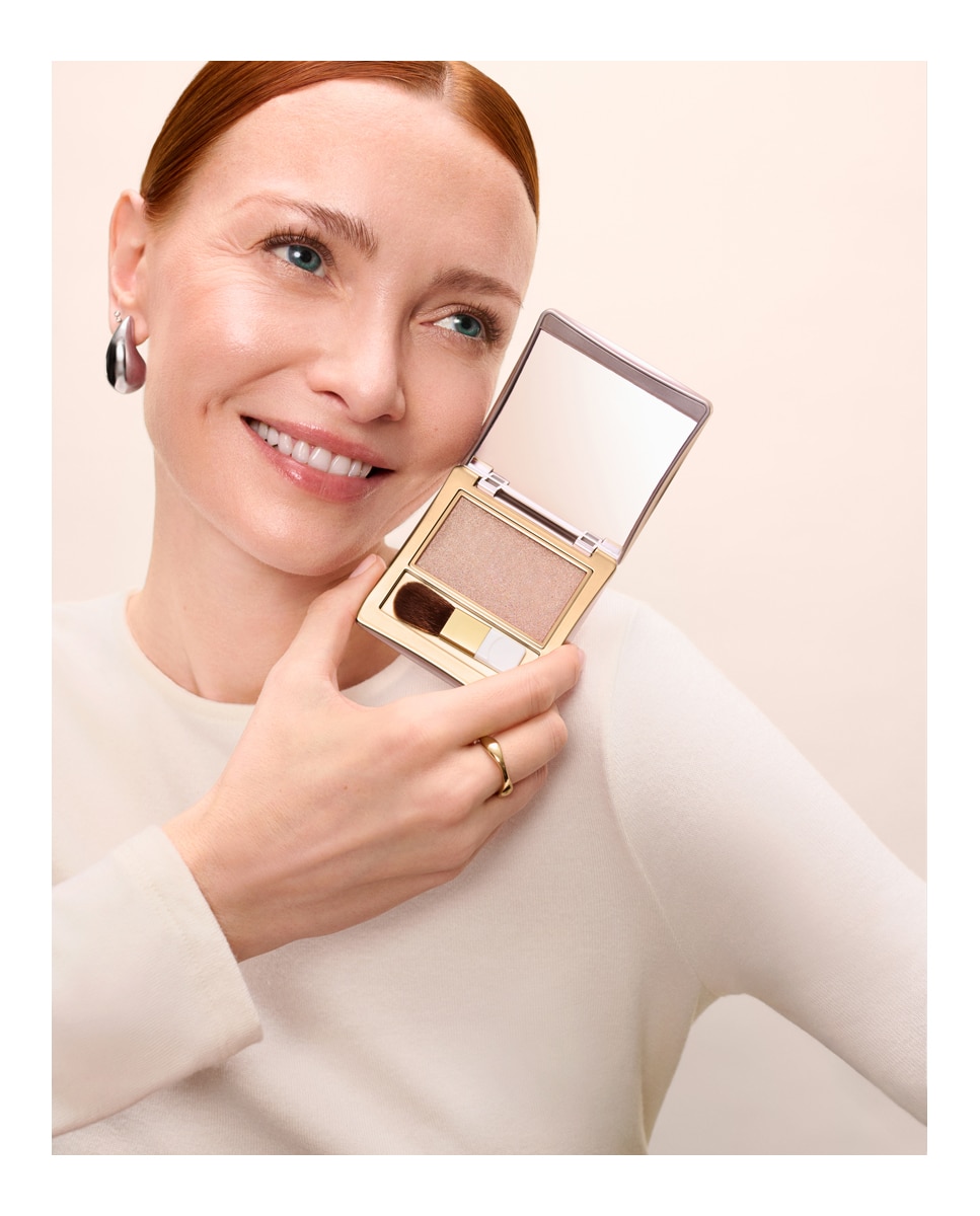 Iluminador Blush Glow Highlighter Rose Quartz Elizabeth Arden 3