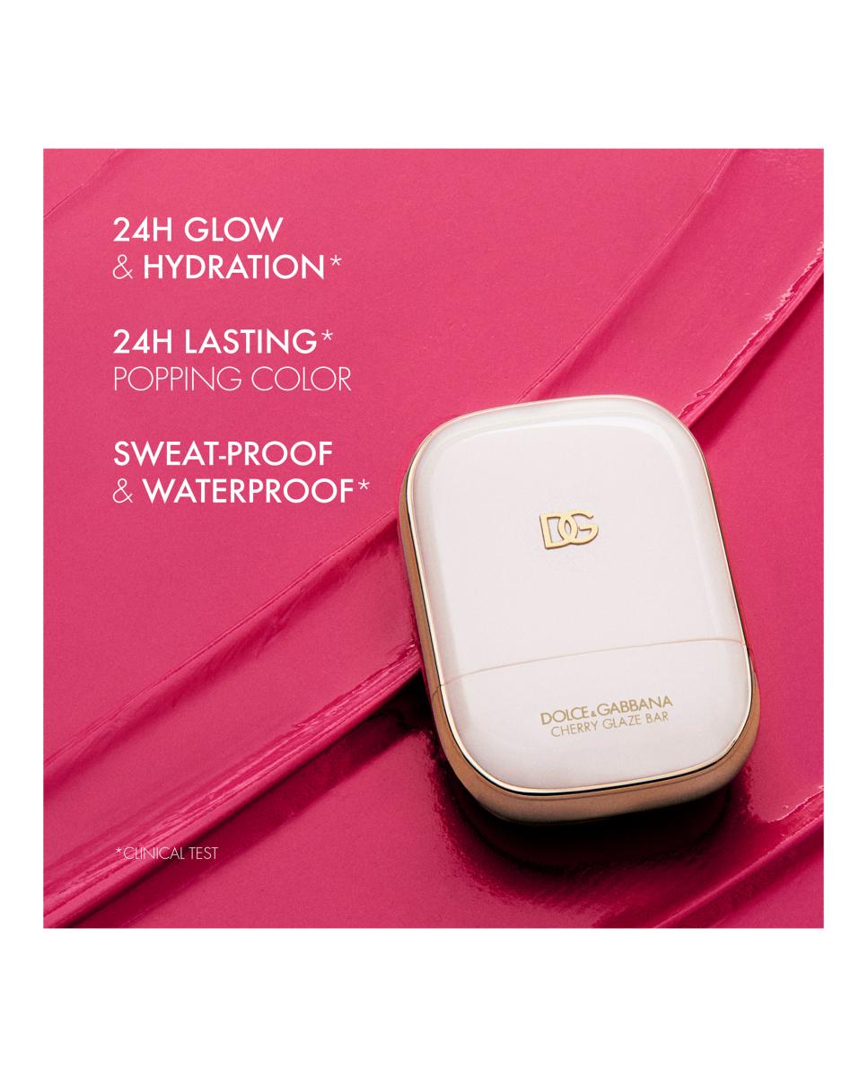 Imagen 7 de Colorete en Stick Cherry Glaze Bar Dolce&Gabbana - 02 SMITTEN PINK 11 g 02 SMITTEN PINK