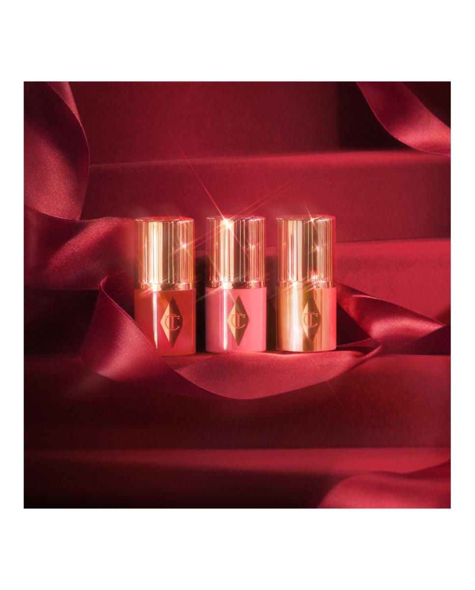Estuche de Regalo Unreal Blush + Glow Mini Trio de Charlotte Tilbury 3