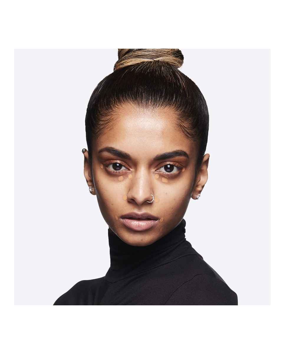 Corrector Studio Fix Concealer M.A.C - NC45 7 ml NC45-5