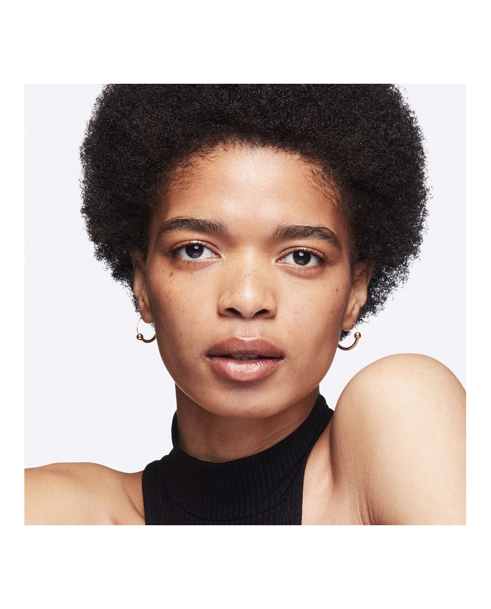 Corrector Studio Fix Concealer M.A.C - NC44 7 ml NC44-6
