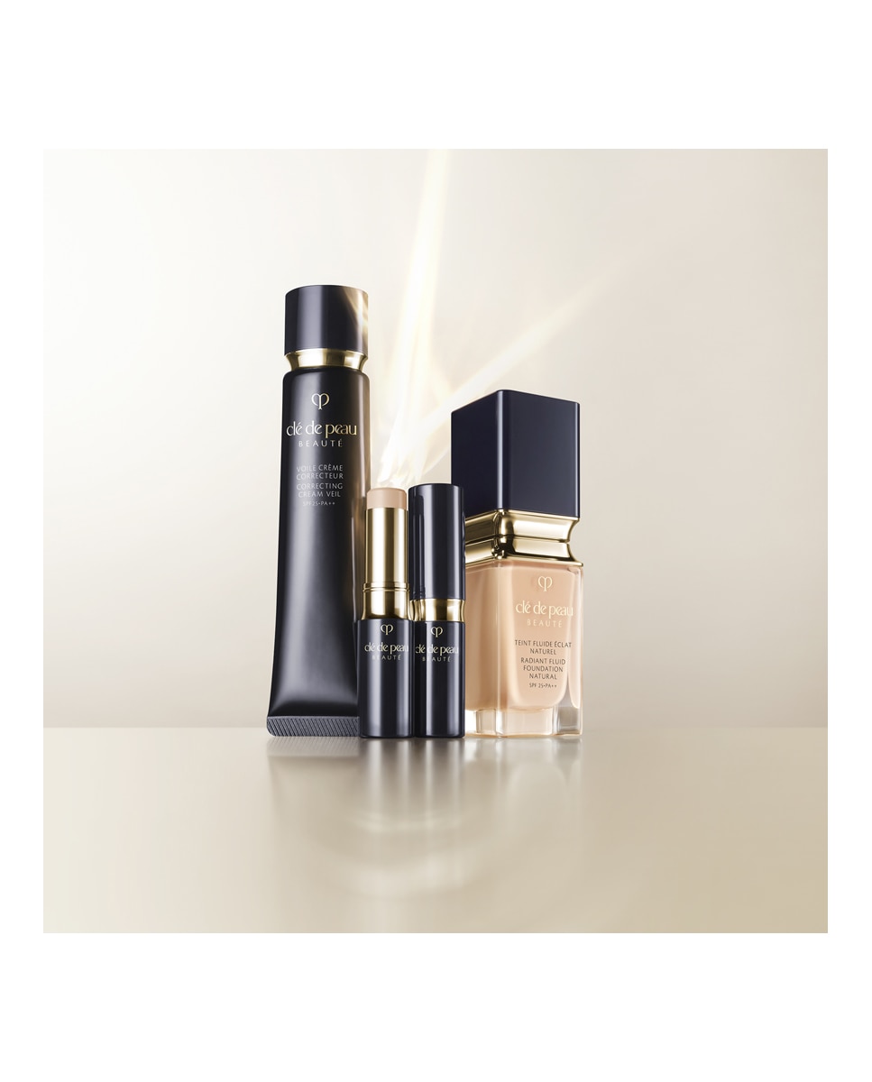 Corrector Concealer Clé de Peau Beauté - 12 Nutmeg 5 g 12 Nutmeg-9
