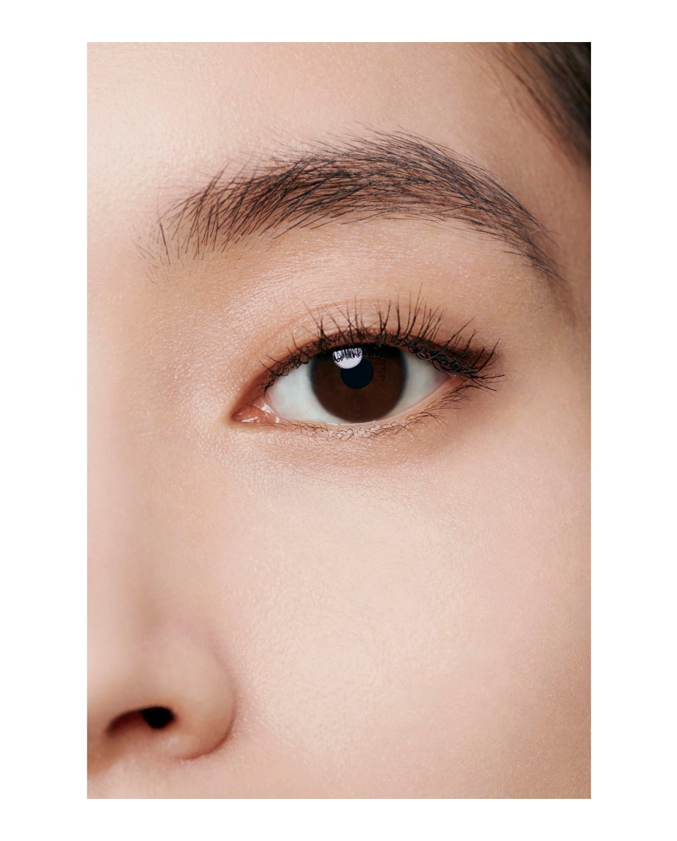 コンシーラー CHANEL SUBLIMAGE LE CORRECTEUR YEUX 02 Sublimage Le Correcteur Yeux Radiance-Generating Care Concealer 10