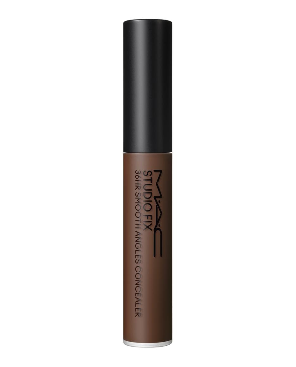 Corrector Smooth Angles de 36 horas MAC - NW65 NW65-1