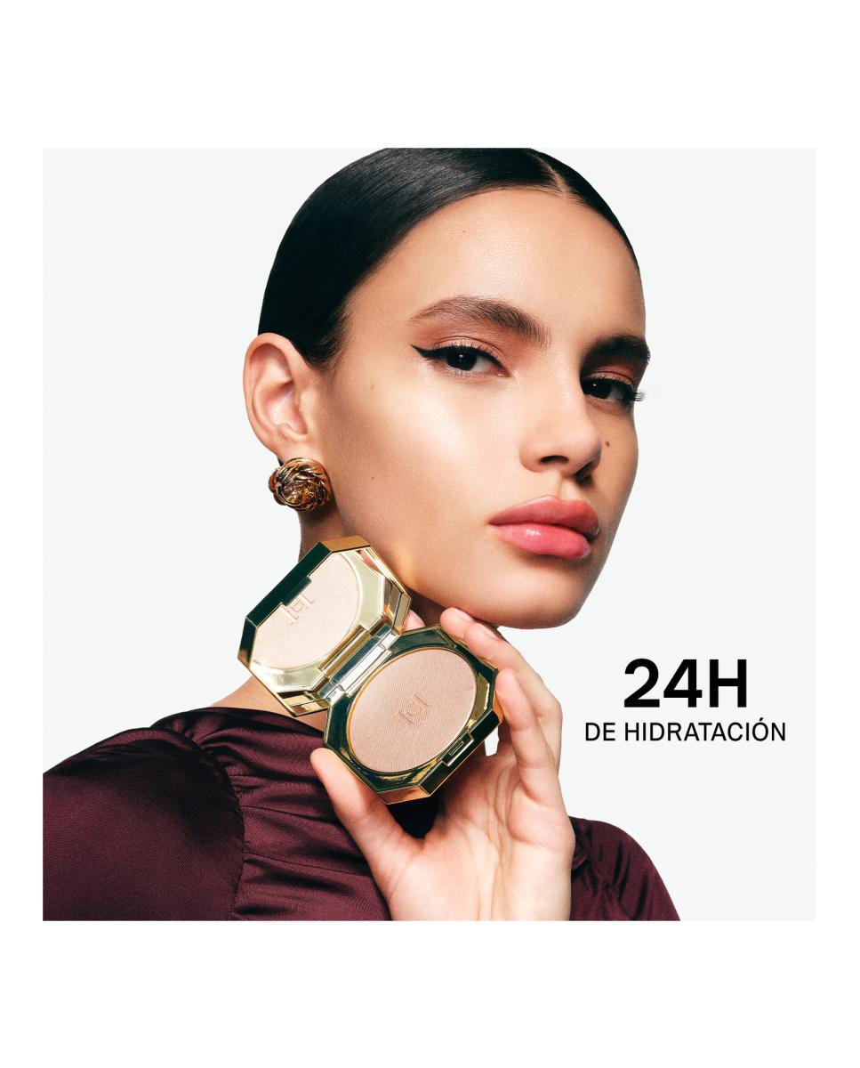 Iluminador Nude Couture Carolina Herrera - 02 Peach Ambition 02 Peach Ambition-6