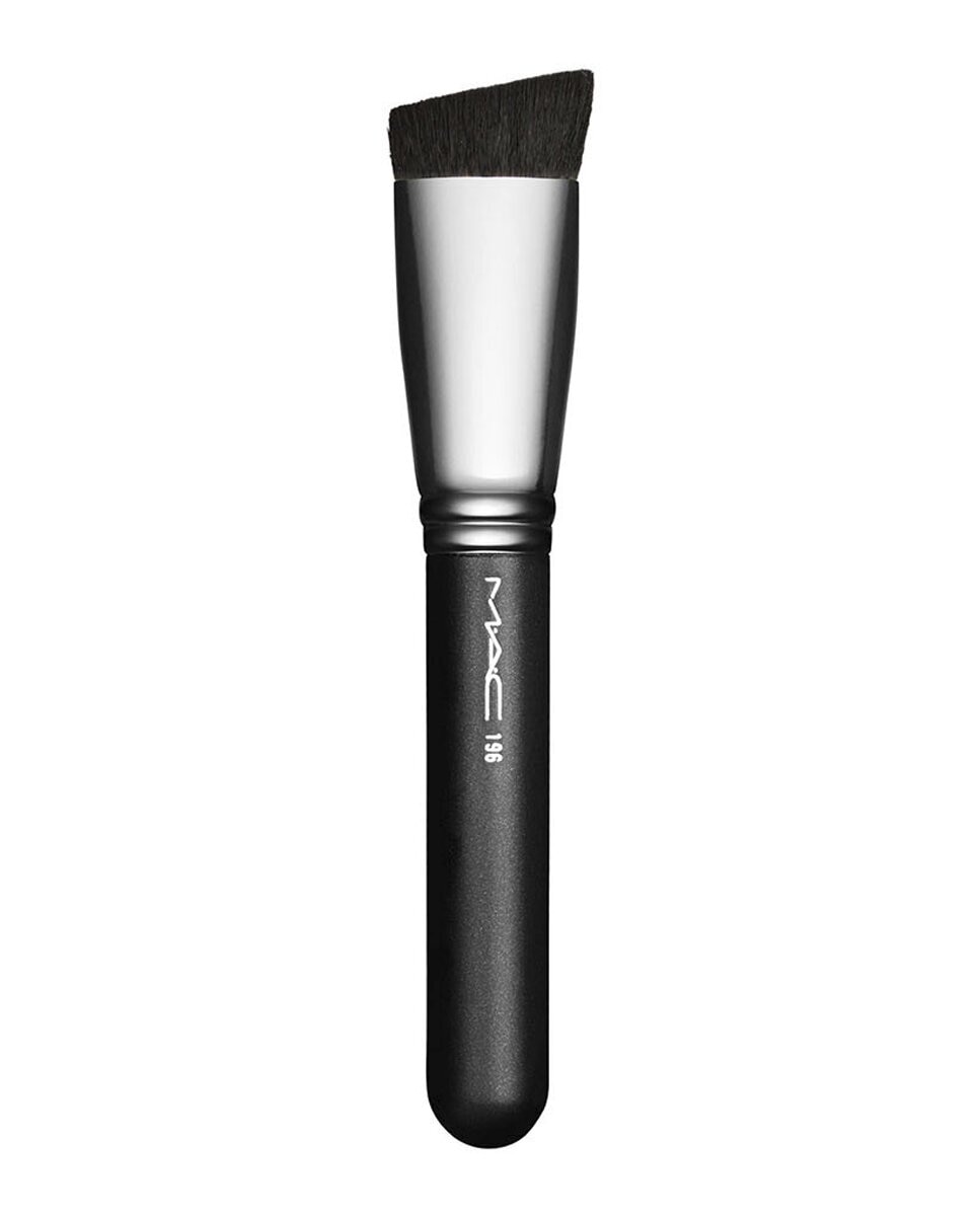 M.A.C - Brocha para maquillaje Nº 196 Slanted Flat Top Foundation Brush M.A.C.